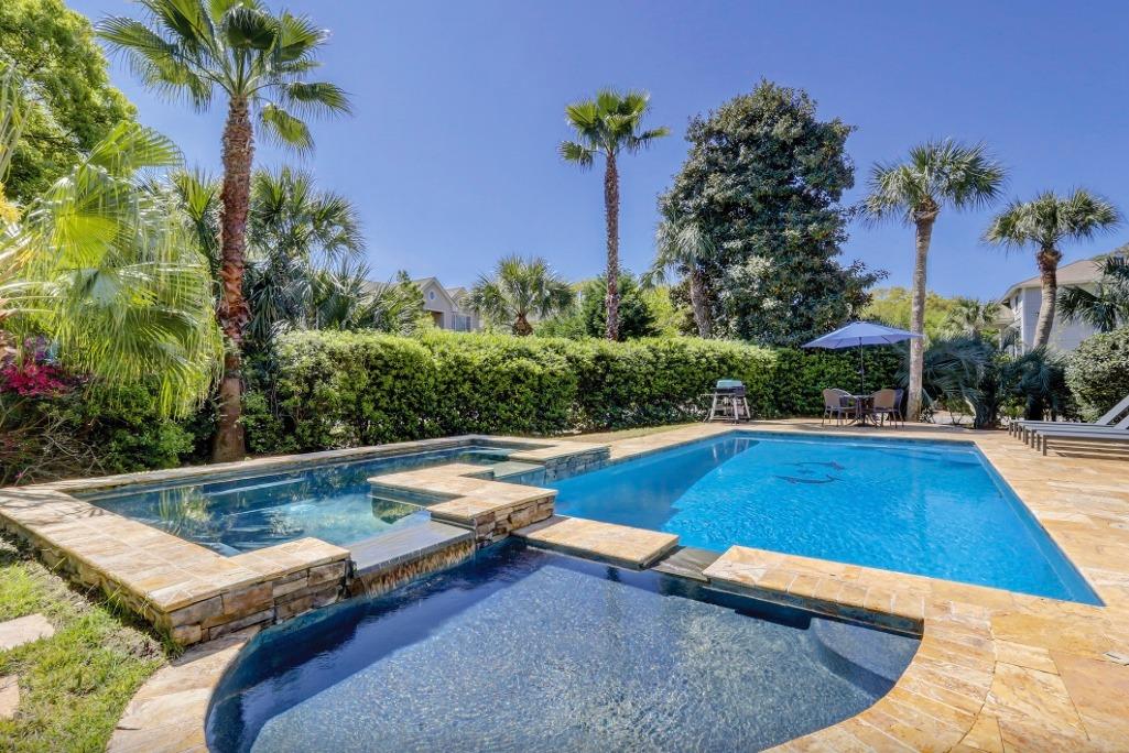 Heatable Pool callout